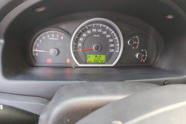 Used Kia Sportage 2013 2.0L Automatic Two-Wheel Drive GLS Trim Odometer Close Up