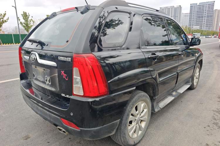 Used Kia Sportage 2013 2.0L Manual Two-Wheel Drive GL Trim Rear Right 45 Deg