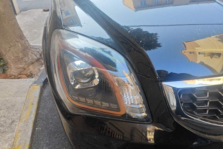 Used Kia Sportage 2013 2.0L Manual Two-Wheel Drive GLS Right Front Headlight