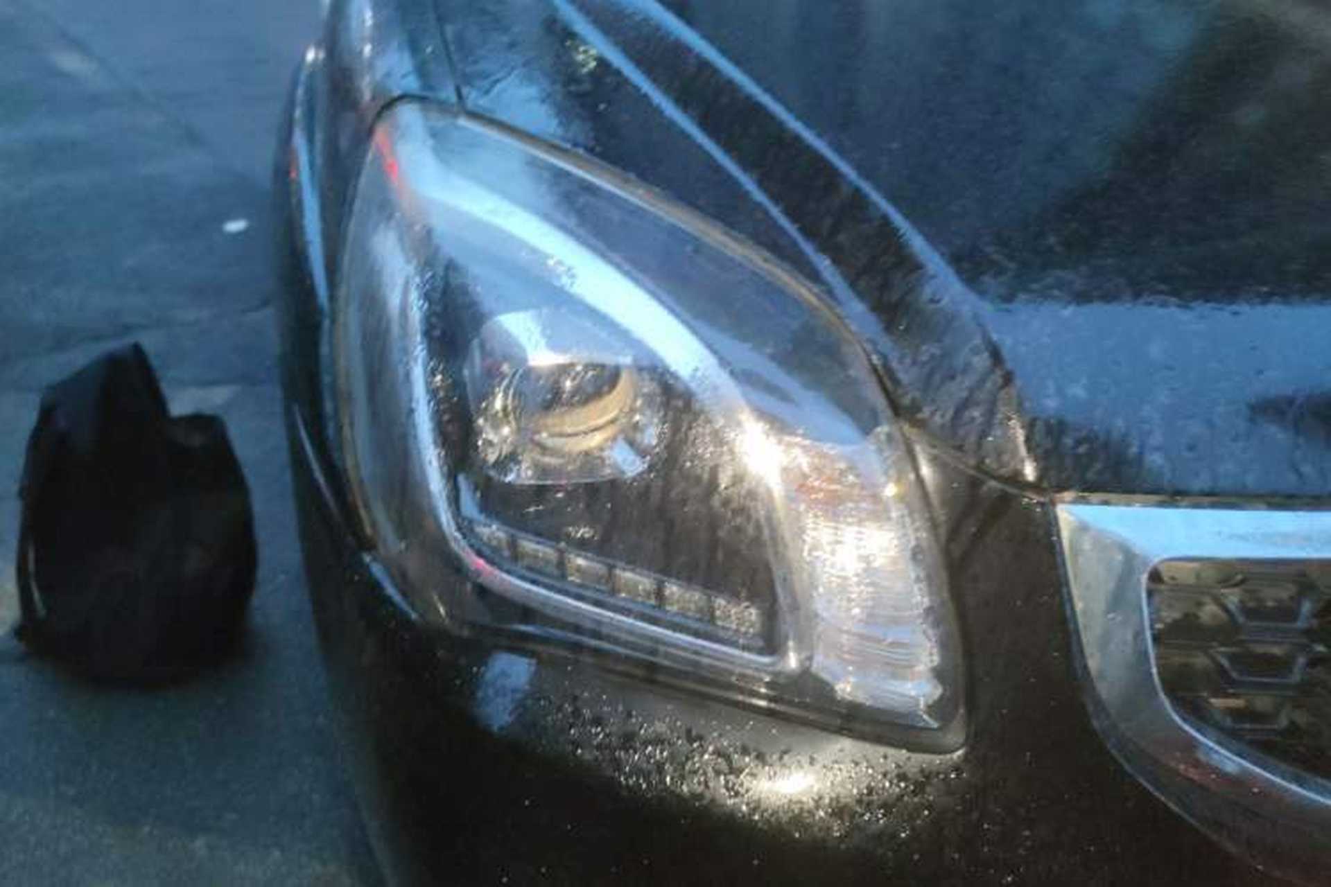 Used Kia Sportage 2013 2.0L Manual Two-Wheel Drive GL Trim Right Front Headlight