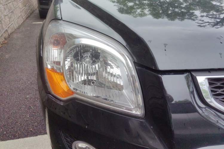 Used Kia Sportage 2013 2.0L Manual Two-Wheel Drive GLS Right Front Headlight