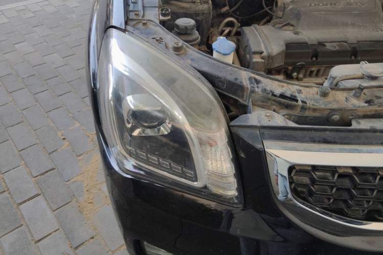 Used Kia Sportage 2013 2.0L Automatic Two-Wheel Drive GL Trim Right Front Headlight