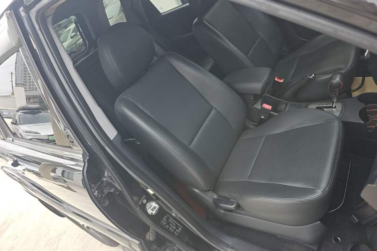 Used Kia Sportage 2013 2.0L Automatic Two-Wheel Drive GLS Trim Right Front Seat