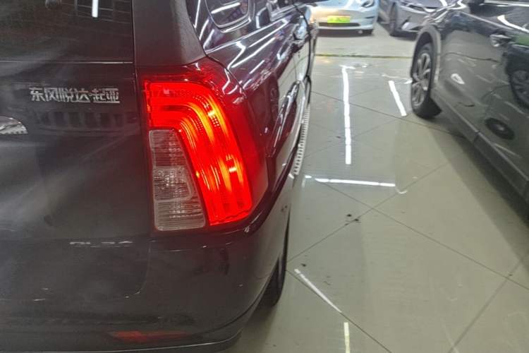 Used Kia Sportage 2013 2.0L Automatic Two-Wheel Drive GL Trim Right Rear Taillight