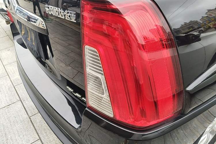 Used Kia Sportage 2013 2.0L Automatic Two-Wheel Drive GL Trim Right Rear Taillight