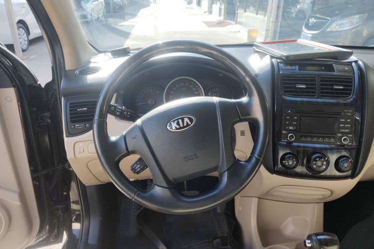Used Kia Sportage 2013 2.0L Automatic Two-Wheel Drive GL Trim Steering Wheel