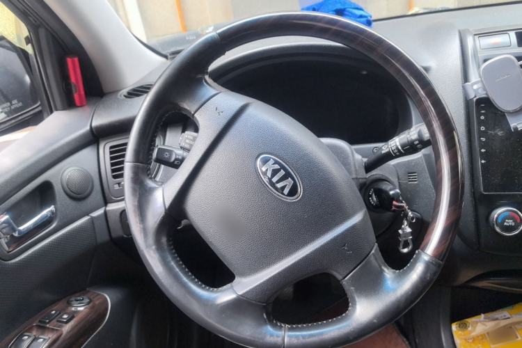 Used Kia Sportage 2013 2.0L Manual Two-Wheel Drive GLS Steering Wheel