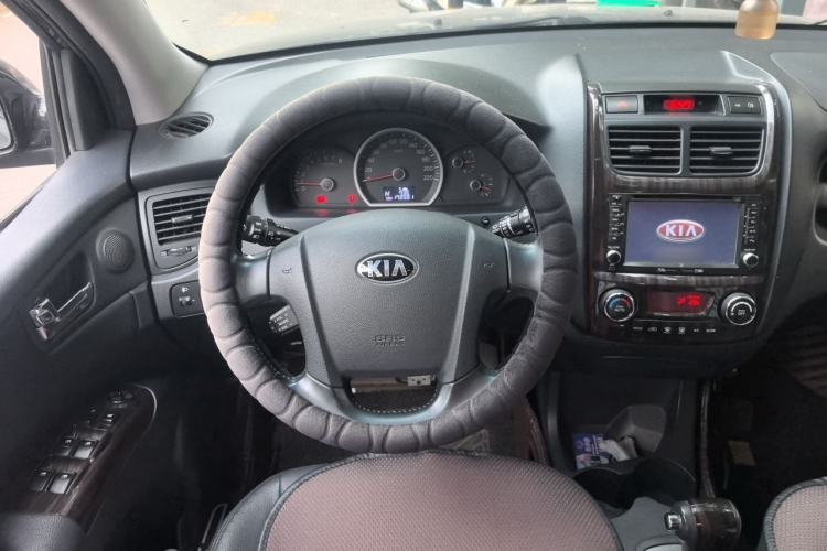 Used Kia Sportage 2013 2.0L Automatic Two-Wheel Drive DLX Trim Steering Wheel