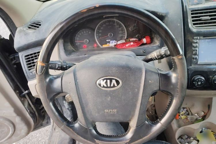 Used Kia Sportage 2013 2.0L Manual Two-Wheel Drive GL Trim Steering Wheel