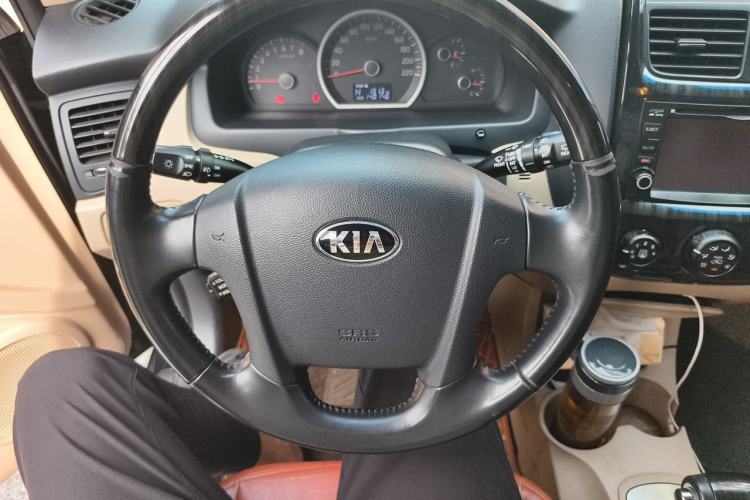 Used Kia Sportage 2013 2.0L Automatic Two-Wheel Drive GL Trim Steering Wheel