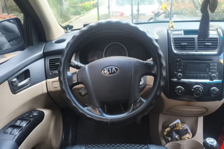 Used Kia Sportage 2013 2.0L Manual Two-Wheel Drive GL Trim Steering Wheel
