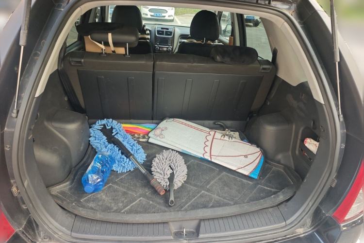 Used Kia Sportage 2013 2.0L Automatic Two-Wheel Drive GLS Trim Trunk