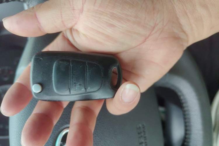 Used Kia Sportage 2013 2.0L Manual Two-Wheel Drive GLS Vehicle Key