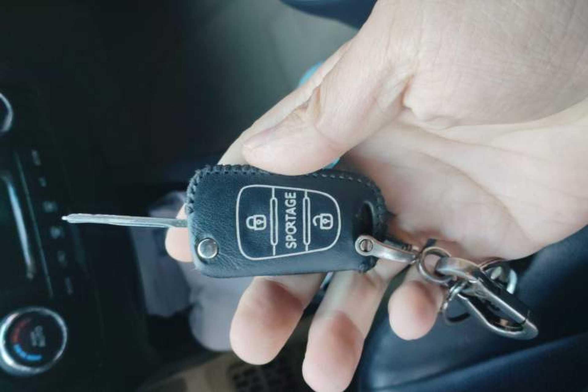 Used Kia Sportage 2013 2.0L Manual Two-Wheel Drive GLS Vehicle Key