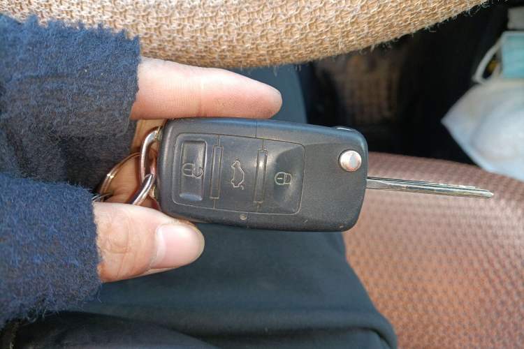 Used Kia Sportage 2013 2.0L Manual Two-Wheel Drive GLS Vehicle Key