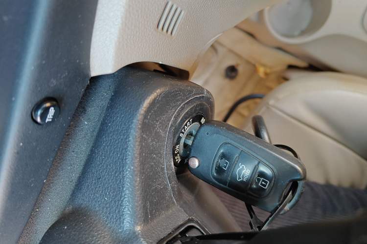 Used Kia Sportage 2013 2.0L Automatic Two-Wheel Drive GL Trim Vehicle Key