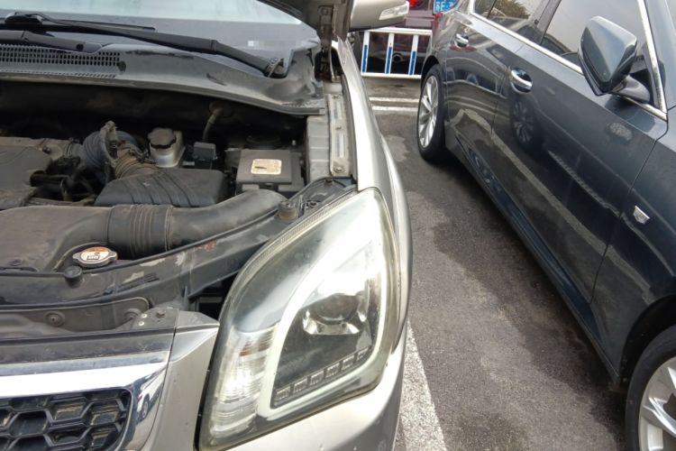 Used Kia Sportage 2013 2.0L Automatic Two-Wheel Drive GLS Trim Engine Bay Left