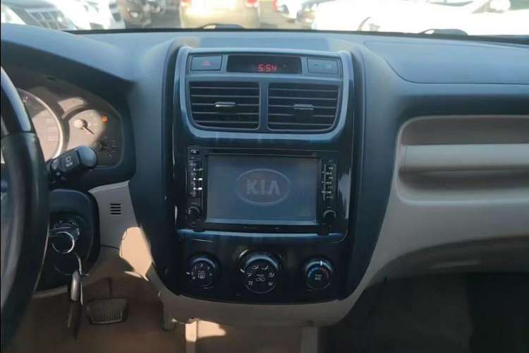 Used Kia Sportage 2013 2.0L Automatic Two-Wheel Drive GL Trim Audio And AC Panel
