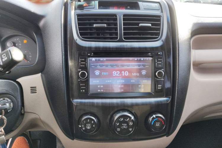 Used Kia Sportage 2013 2.0L Automatic Two-Wheel Drive GL Trim Audio And AC Panel