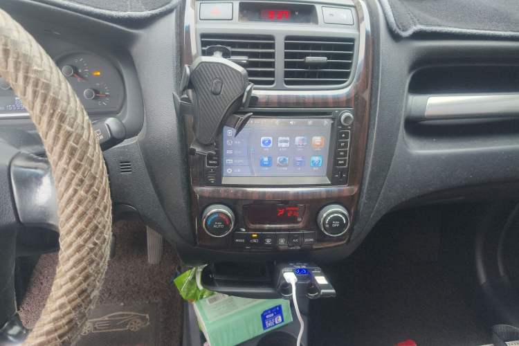 Used Kia Sportage 2013 2.0L Automatic Two-Wheel Drive GLS Trim Audio And AC Panel