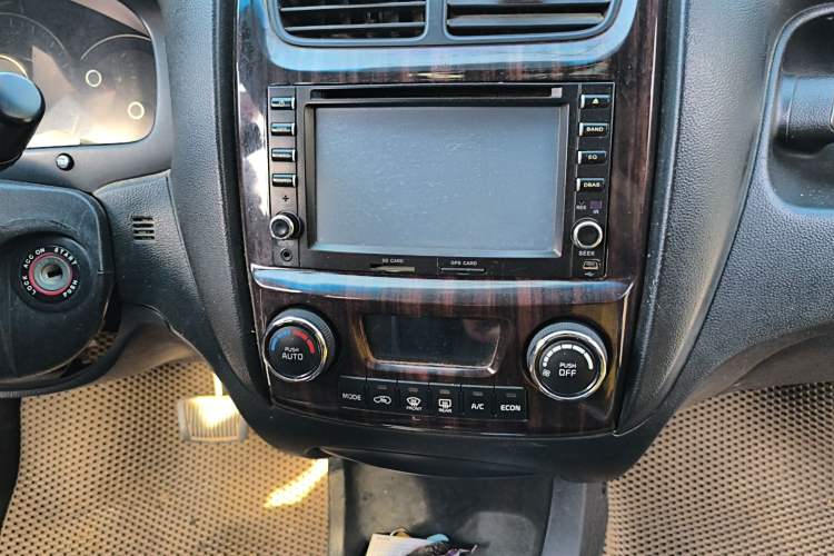 Used Kia Sportage 2013 2.0L Automatic Two-Wheel Drive GLS Trim Audio And AC Panel