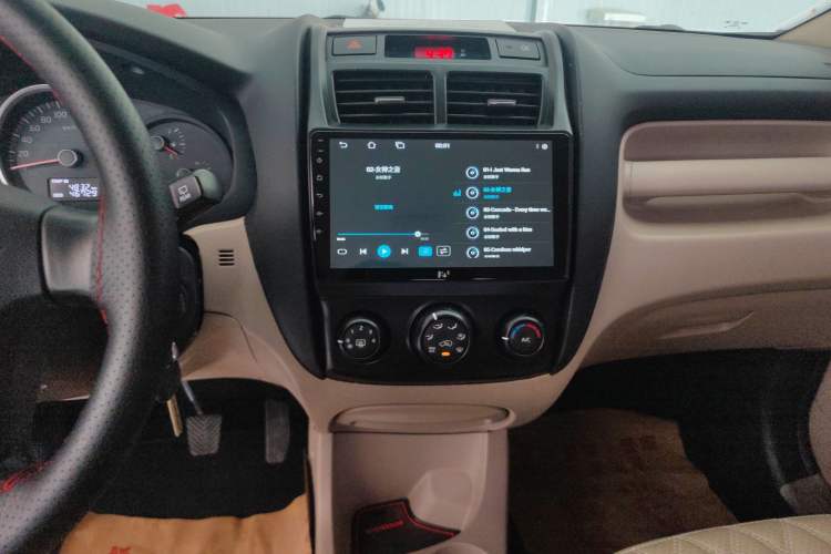 Used Kia Sportage 2013 2.0L Manual Two-Wheel Drive GL Trim Audio And AC Panel