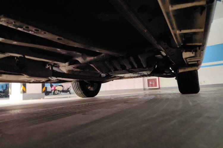 Used Kia Sportage 2013 2.0L Manual Two-Wheel Drive GL Trim Chassis Front Left