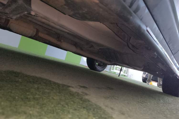 Used Kia Sportage 2013 2.0L Manual Two-Wheel Drive GLS Chassis Front Left