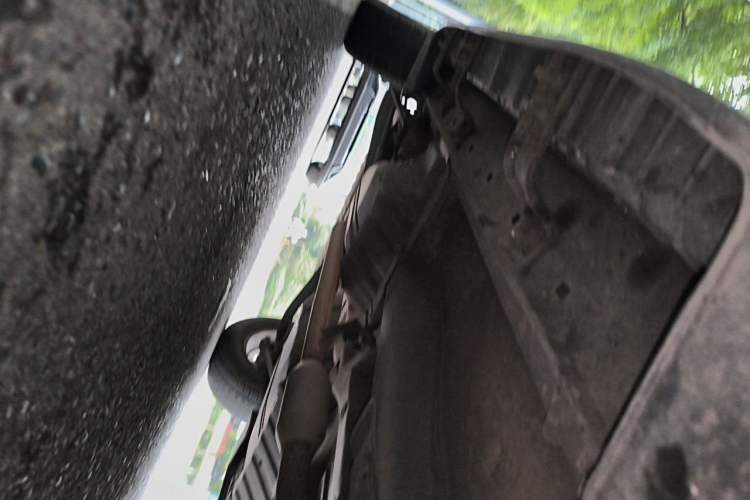 Used Kia Sportage 2013 2.0L Manual Two-Wheel Drive GL Trim Chassis Front Right