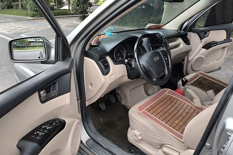Used Kia Sportage 2013 2.0L Manual Two-Wheel Drive GL Trim Driver Seat