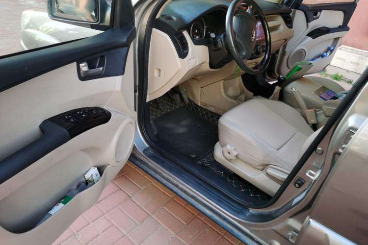 Used Kia Sportage 2013 2.0L Manual Two-Wheel Drive GL Trim Driver Seat