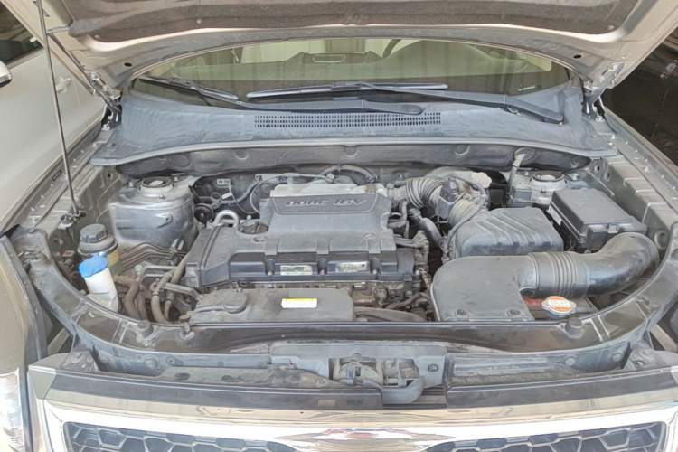 Used Kia Sportage 2013 2.0L Automatic Two-Wheel Drive GL Trim Engine Bay