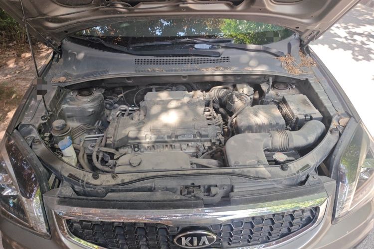 Used Kia Sportage 2013 2.0L Automatic Two-Wheel Drive GL Trim Engine Bay