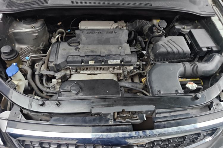 Used Kia Sportage 2013 2.0L Automatic Two-Wheel Drive GL Trim Engine Bay