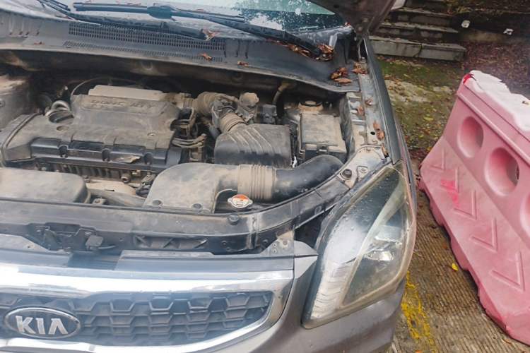Used Kia Sportage 2013 2.0L Automatic Two-Wheel Drive GL Trim Engine Bay Left