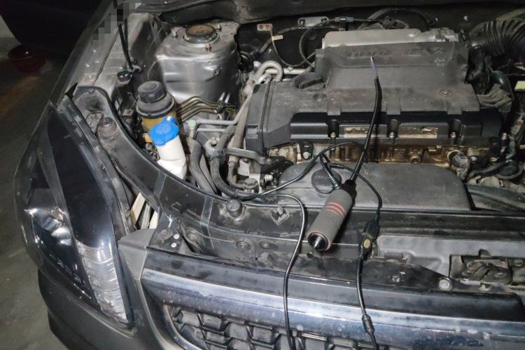 Used Kia Sportage 2013 2.0L Manual Two-Wheel Drive GL Trim Engine Bay Right
