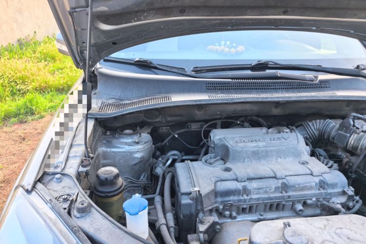Used Kia Sportage 2013 2.0L Automatic Two-Wheel Drive GLS Trim Engine Bay Right