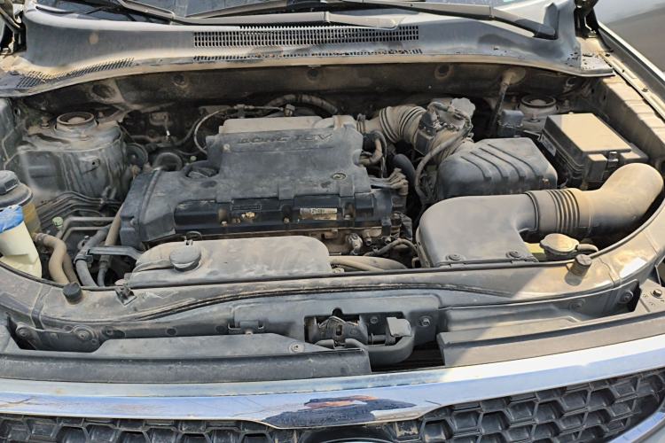 Used Kia Sportage 2013 2.0L Automatic Two-Wheel Drive GLS Trim Engine Bay