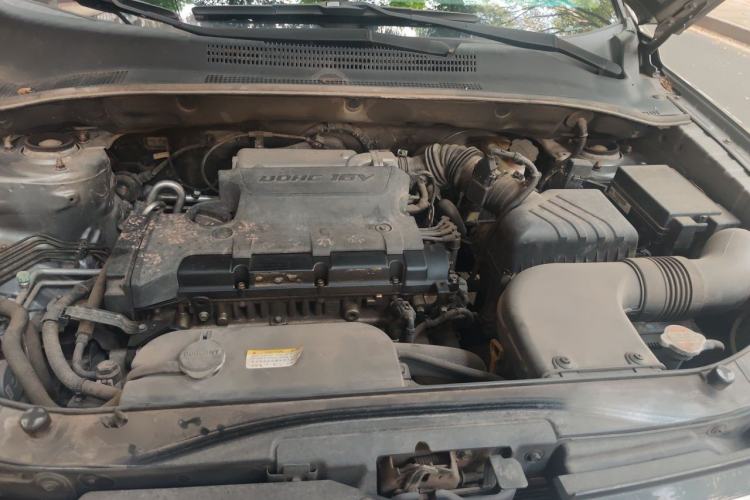 Used Kia Sportage 2013 2.0L Automatic Two-Wheel Drive GL Trim Engine Bay