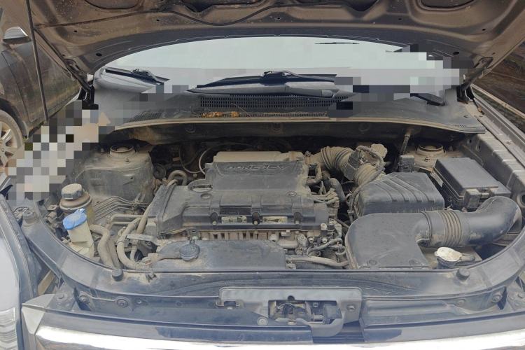 Used Kia Sportage 2013 2.0L Manual Two-Wheel Drive GL Trim Engine Bay