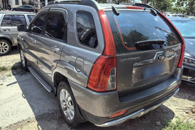 Used Kia Sportage 2013 2.0L Manual Two-Wheel Drive GL Trim Exterior 3