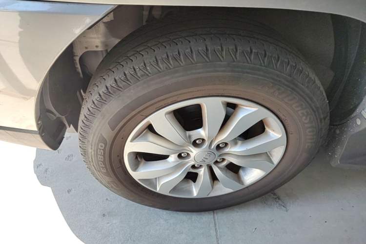 Used Kia Sportage 2013 2.0L Automatic Two-Wheel Drive GL Trim Exterior 4