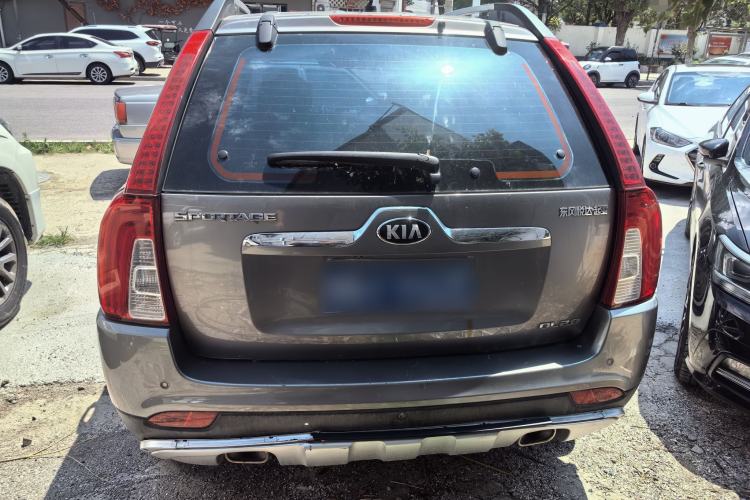Used Kia Sportage 2013 2.0L Manual Two-Wheel Drive GL Trim Exterior 4