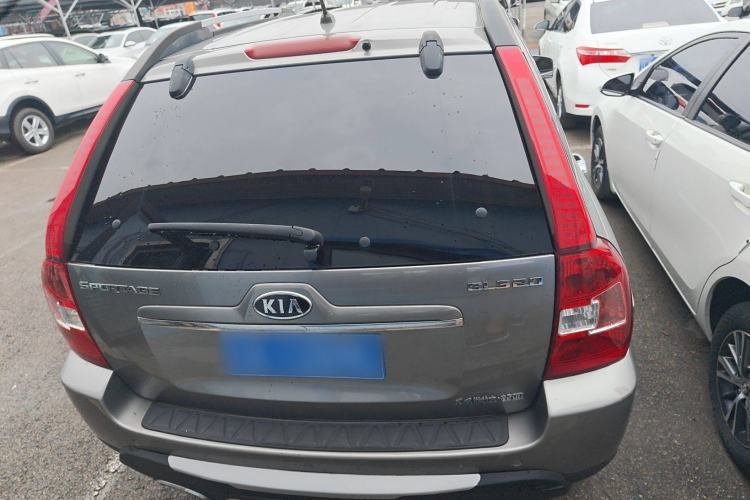 Used Kia Sportage 2013 2.0L Manual Two-Wheel Drive GLS Exterior 4