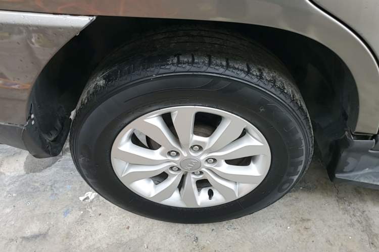 Used Kia Sportage 2013 2.0L Automatic Two-Wheel Drive GL Trim Exterior 5