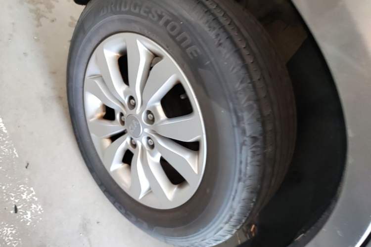 Used Kia Sportage 2013 2.0L Automatic Two-Wheel Drive GL Trim Exterior 5