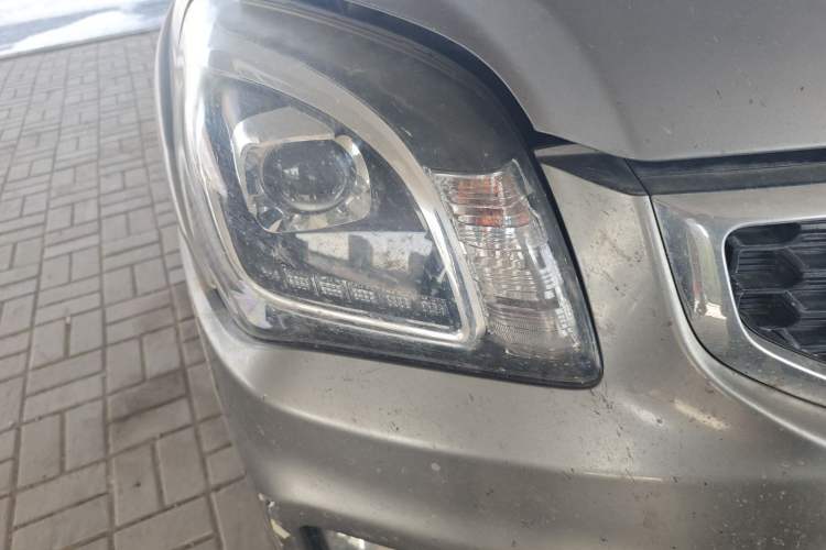 Used Kia Sportage 2013 2.0L Manual Two-Wheel Drive GL Trim Exterior 6