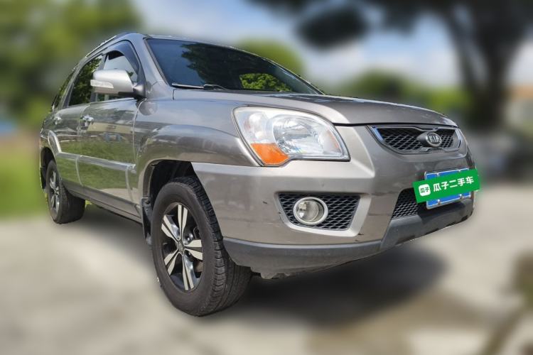 Used Kia Sportage 2013 2.0L Automatic Two-Wheel Drive GLS Trim Front Right 45 Deg
