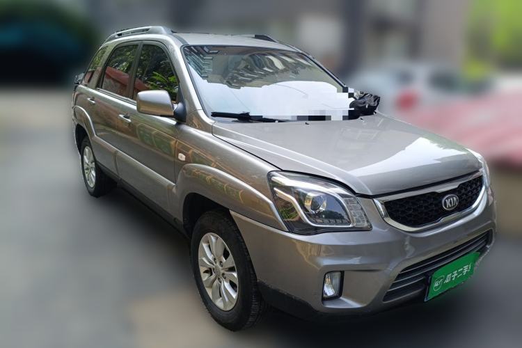 Used Kia Sportage 2013 2.0L Automatic Two-Wheel Drive GL Trim Front Right 45 Deg
