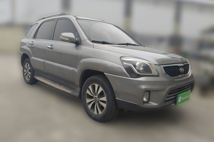 Used Kia Sportage 2013 2.0L Automatic Two-Wheel Drive GLS Trim Front Right 45 Deg